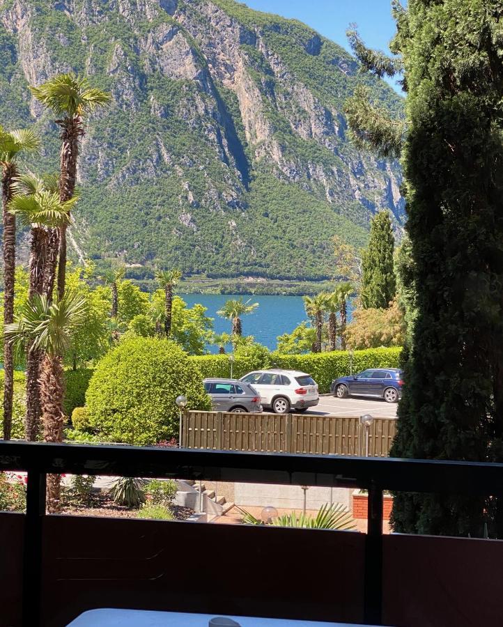 Holiday On The Lake Lugano Bissone Buitenkant foto